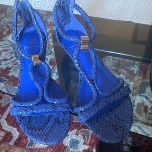 Wedge Isola straps shoes , leather in blue color, size 6.5